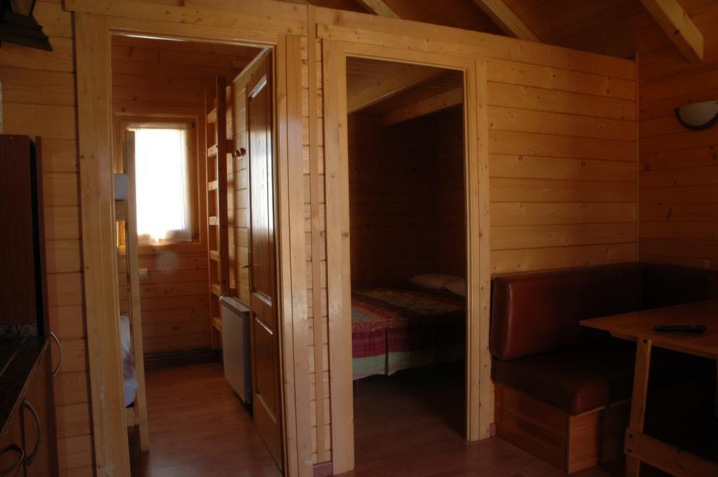 Camping Era Yerla D'Артиес Стая снимка