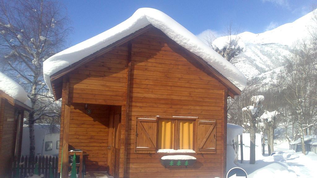 Camping Era Yerla D'Артиес Екстериор снимка