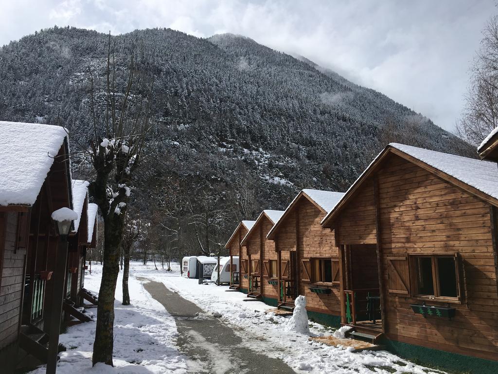 Camping Era Yerla D'Артиес Екстериор снимка