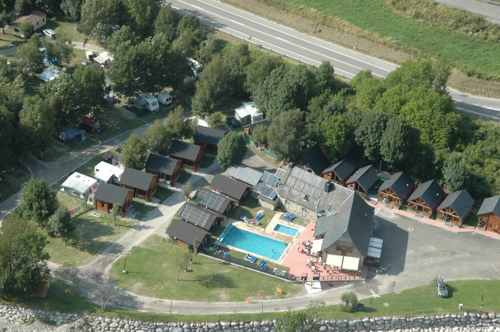 Camping Era Yerla D'Артиес Екстериор снимка
